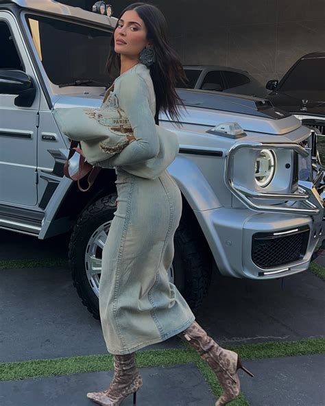 gucci boots kylie jenner